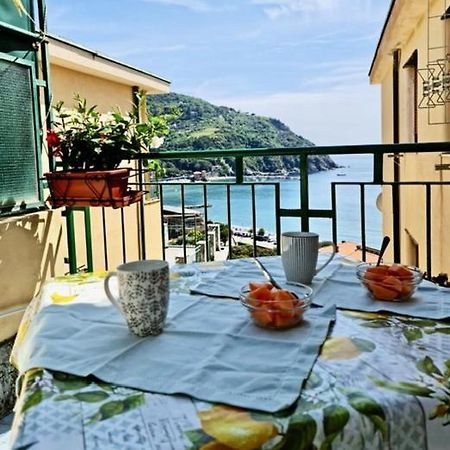 Calipso Apartment Леванто Екстериор снимка